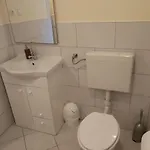 Elvir Apartman *