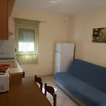 Apartman Elvir Vrsi