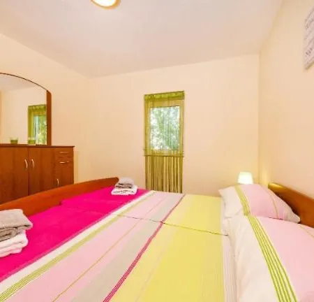 Elvir Apartment *