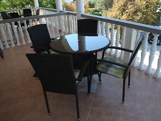 Appartement Elvir Vrsi